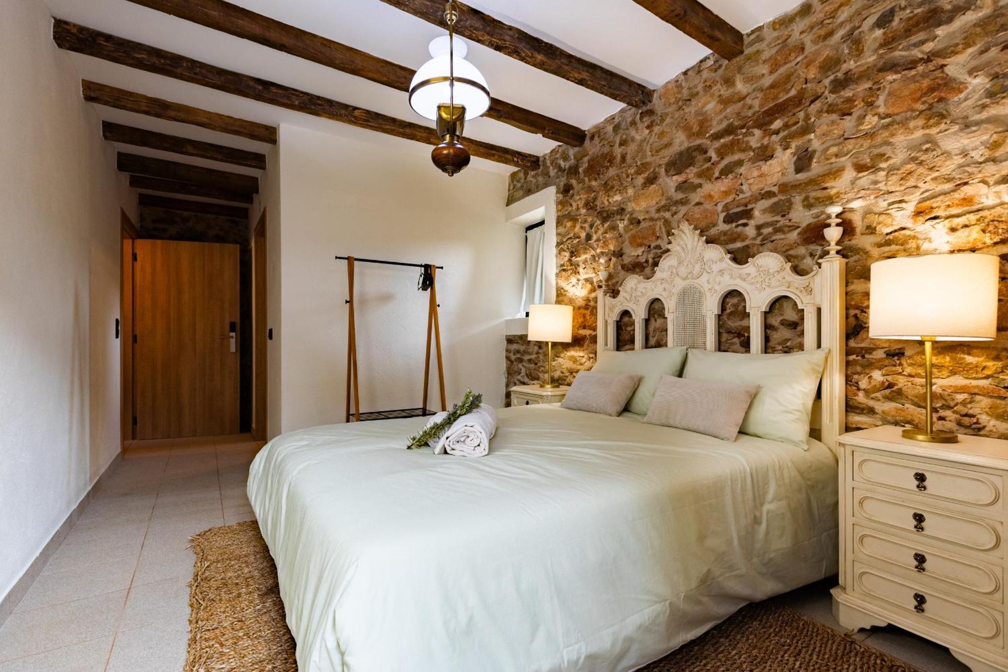 Retiro Do Lavrador Hotel Alvaiazere ภายนอก รูปภาพ